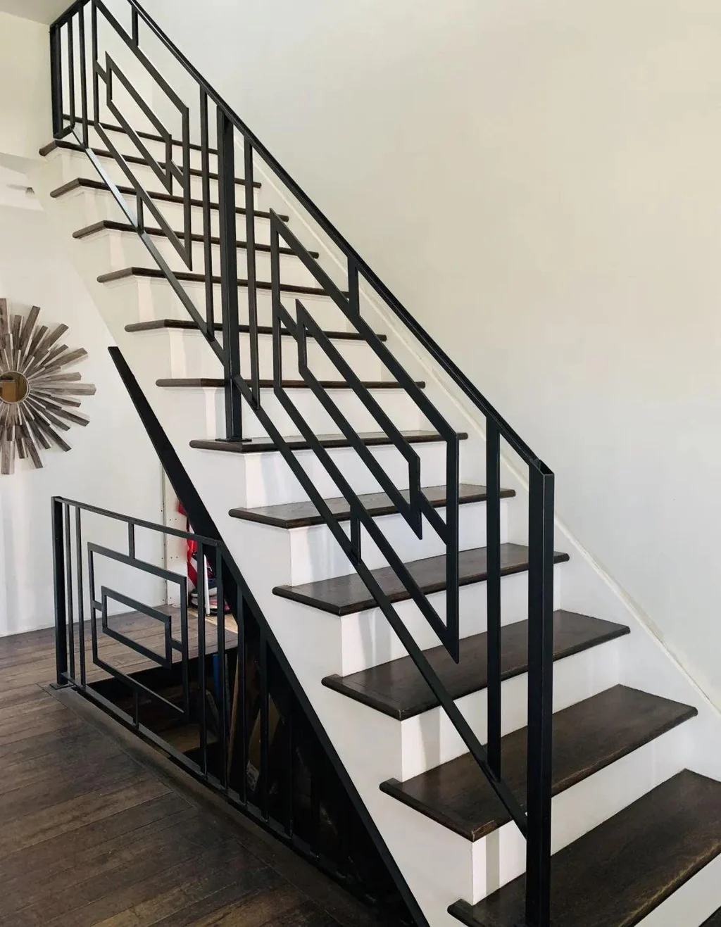 modern-design-stair-railing-panel-hand-railing-decorative-modern-railing-made-in-canada-model-srp1121-taimco